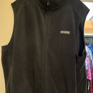 Columbia Midnight Black Fleece Vest